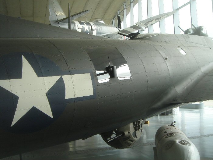 B-17G Side