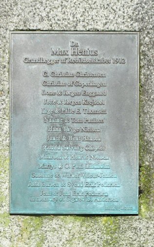 Rebild Henius Plaque